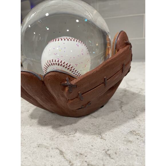 BASEBALL Glove Snow Globe Desk Accessory Weight NEW Sports Theme Padded Bottom - Picture 3 of 11